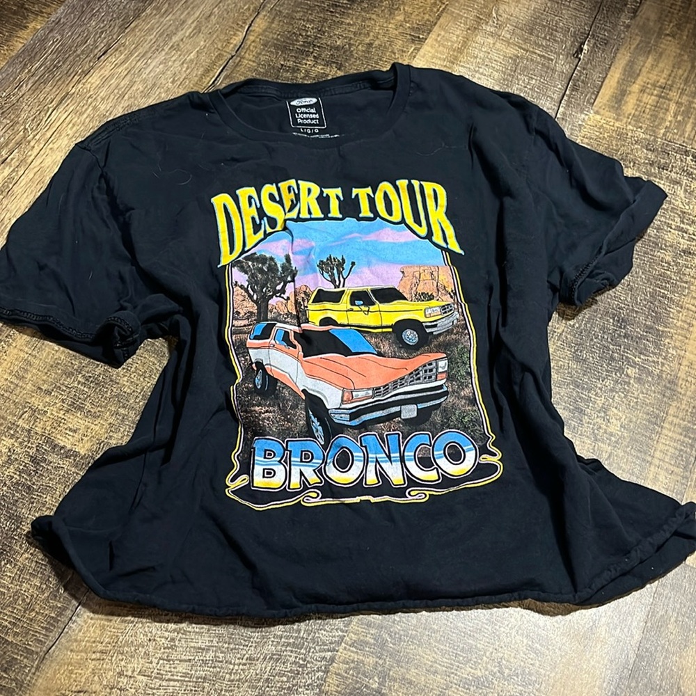 🖤Cute ford crop top🖤